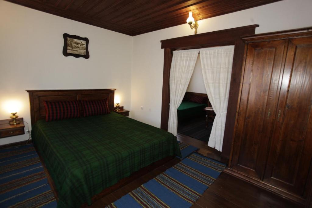 Djudjeva Kyshta Hotel Obsjtina Panagjurisjte Rum bild