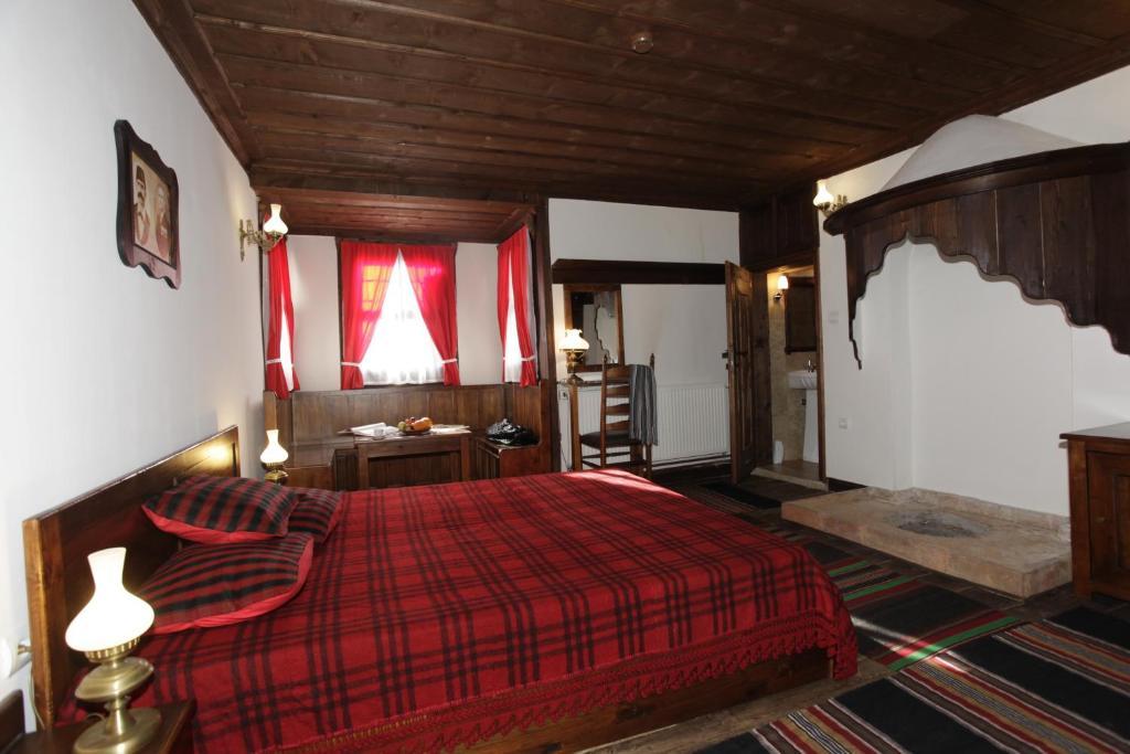 Djudjeva Kyshta Hotel Obsjtina Panagjurisjte Rum bild